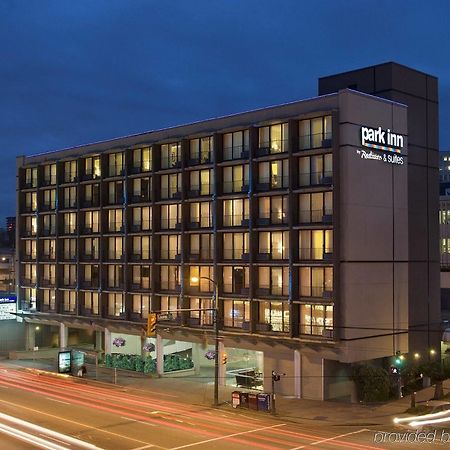 Park Inn & Suites By Radisson Ванкувер Экстерьер фото