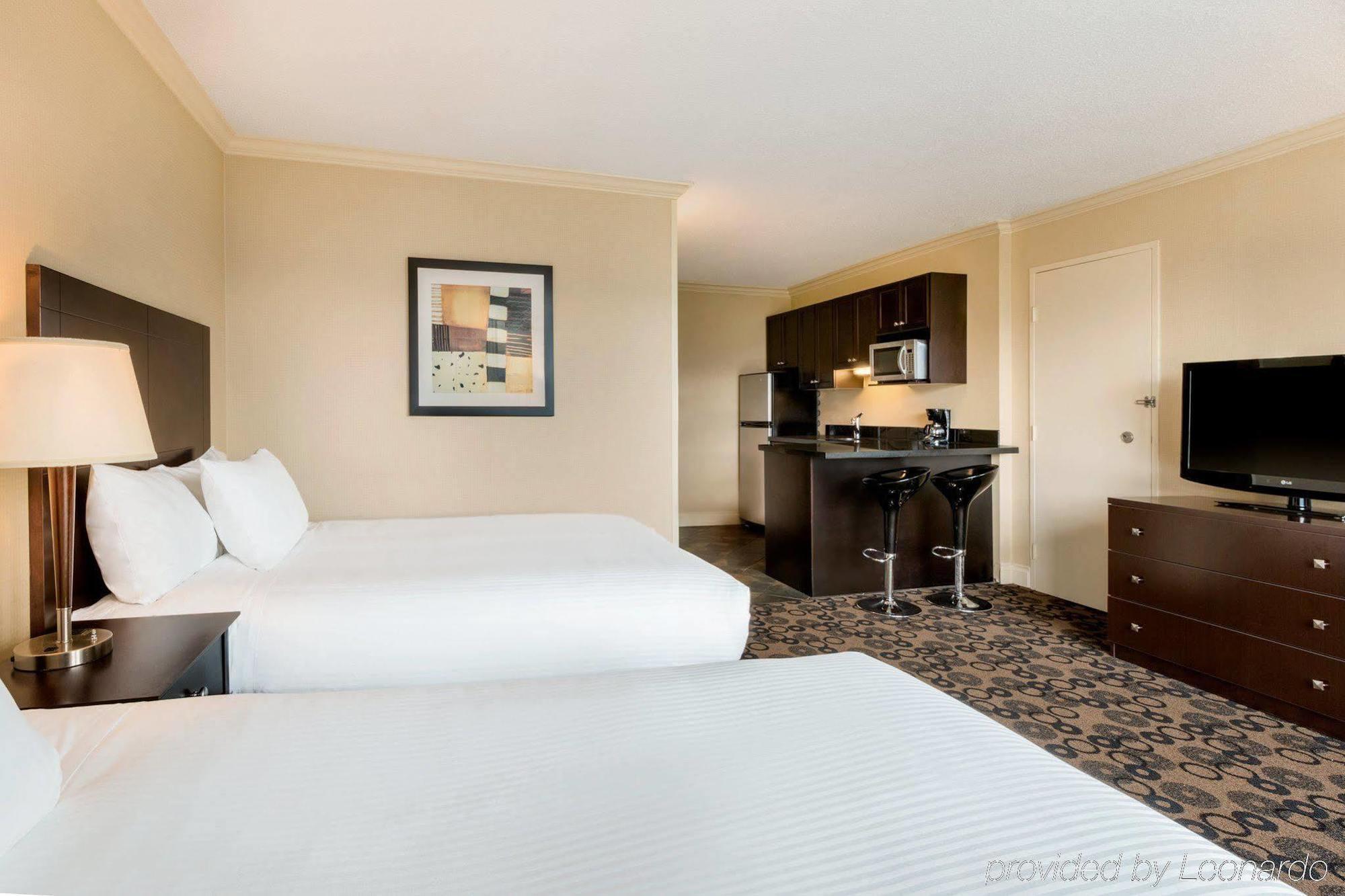 Park Inn & Suites By Radisson Ванкувер Экстерьер фото