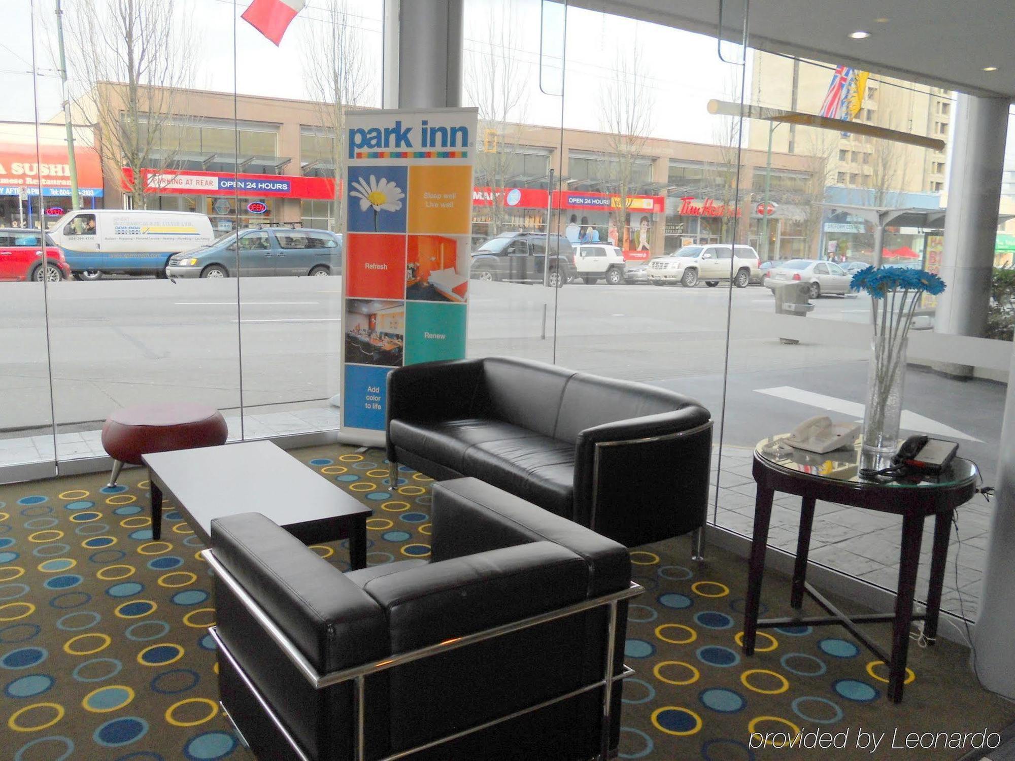 Park Inn & Suites By Radisson Ванкувер Экстерьер фото