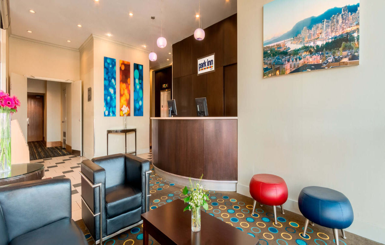 Park Inn & Suites By Radisson Ванкувер Экстерьер фото