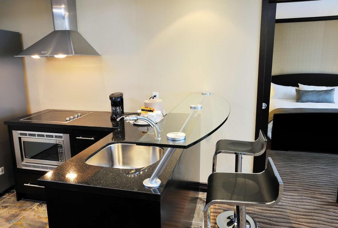 Park Inn & Suites By Radisson Ванкувер Экстерьер фото